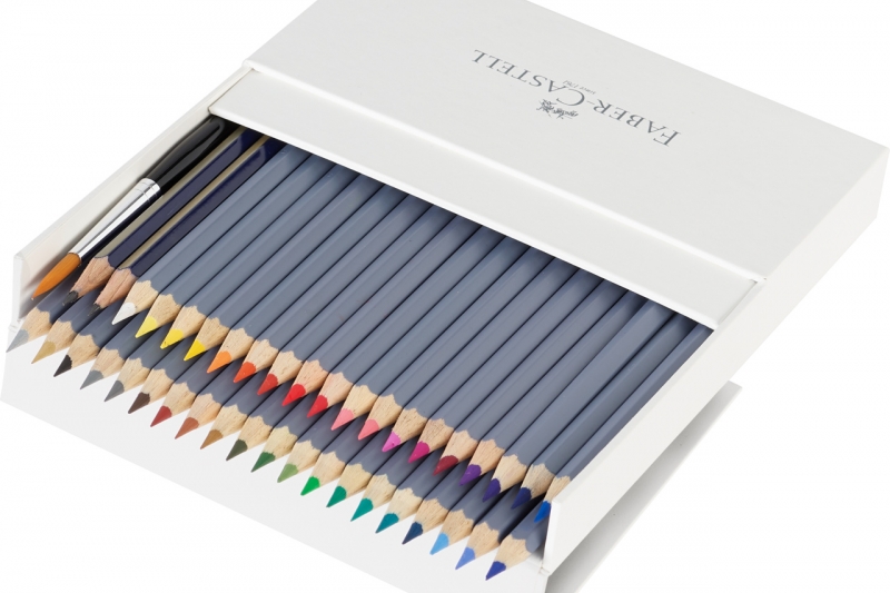 Studio box de 38 crayons de couleurs GOLDFABER AQUA.