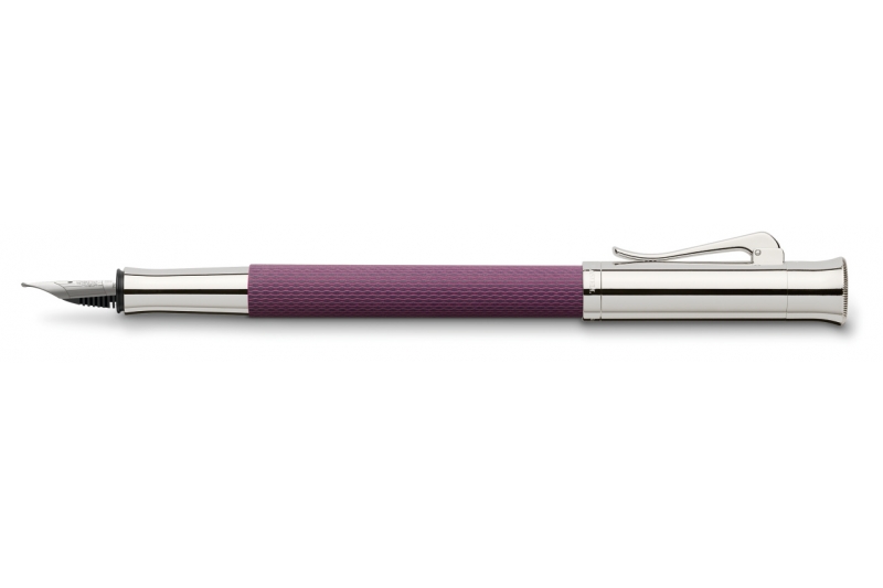 GRAF VON FABER CASTELL - Stylo-plume Guilloché violet - plume medium.